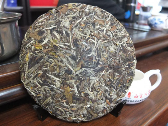 福鼎白茶特点详细介绍－福鼎白茶饼制作工艺
