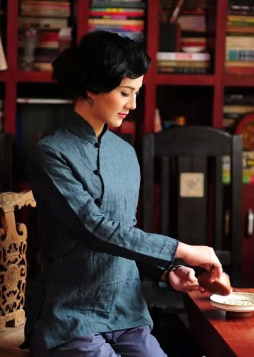  中式棉麻服装_茶服之美_禅茶服批发品牌