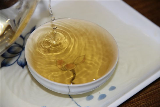 黑茶的特点-普洱生茶